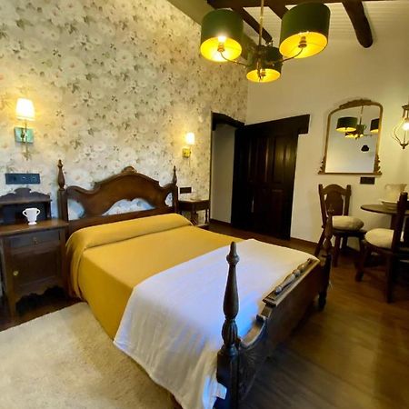 Casa Brandariz Guest House Santa Maria de Arzua ภายนอก รูปภาพ