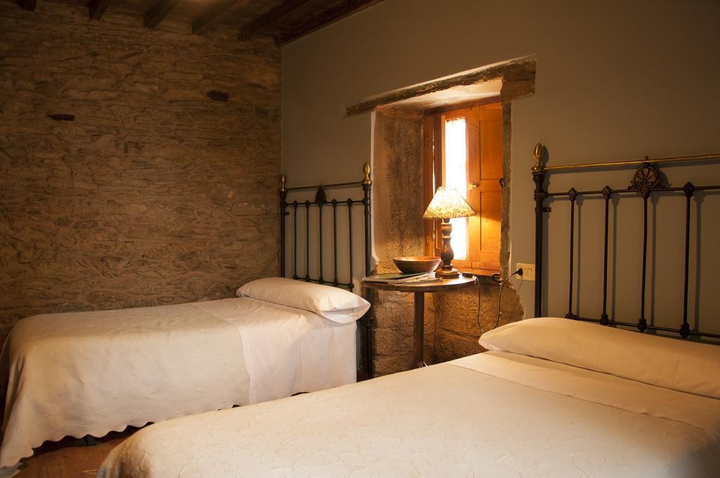 Casa Brandariz Guest House Santa Maria de Arzua ภายนอก รูปภาพ
