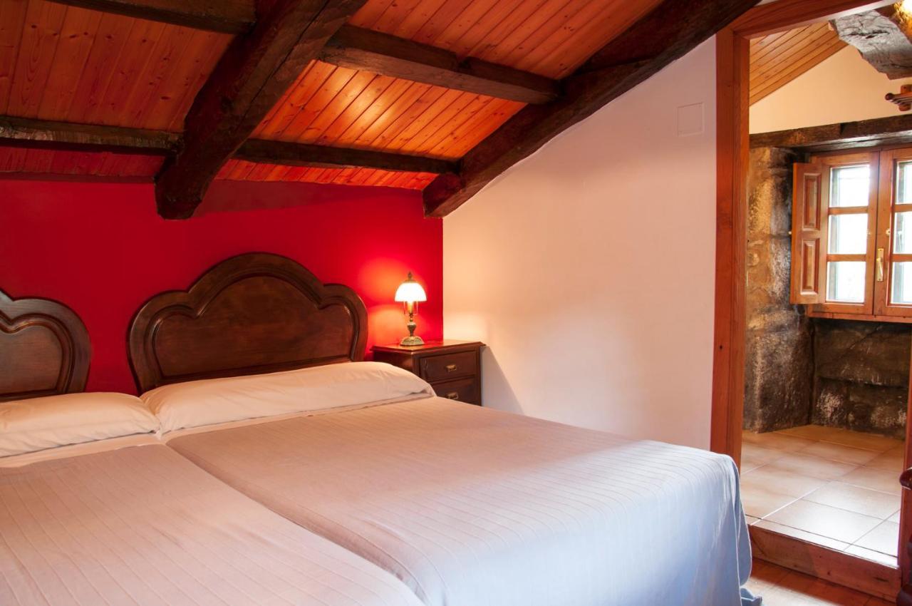 Casa Brandariz Guest House Santa Maria de Arzua ภายนอก รูปภาพ