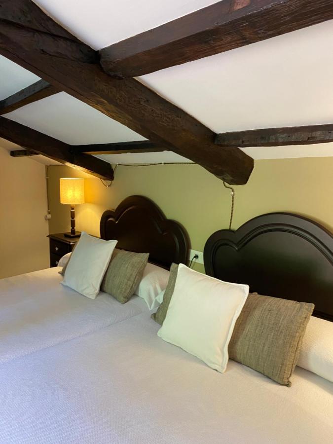 Casa Brandariz Guest House Santa Maria de Arzua ภายนอก รูปภาพ